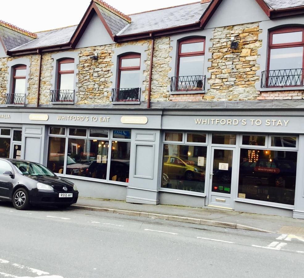 Nik The Greek Bed & Breakfast Burry Port Luaran gambar