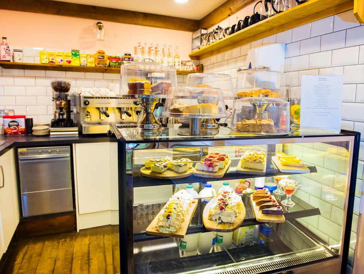 Nik The Greek Bed & Breakfast Burry Port Luaran gambar